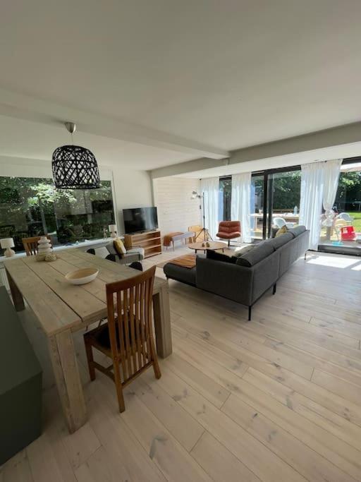Modern Beach House For 12 Pers! With Jacuzzi Julianadorp Exterior foto
